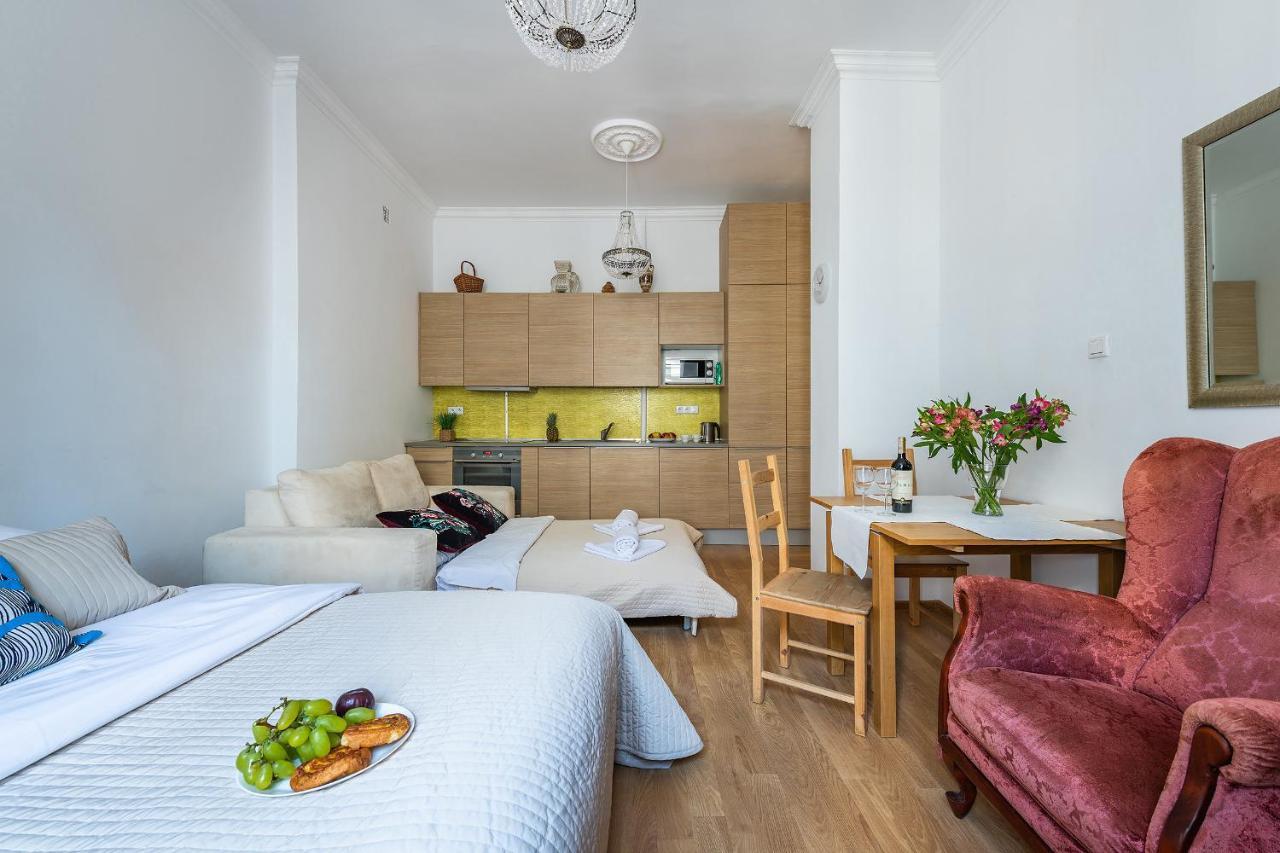 Miodowa Street P&O Serviced Apartments Warszawa Exteriör bild