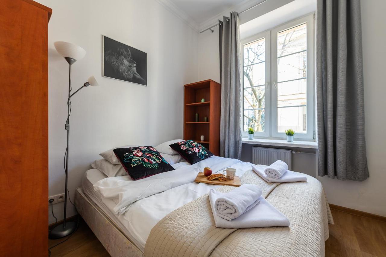Miodowa Street P&O Serviced Apartments Warszawa Exteriör bild